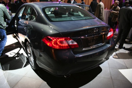 Infiniti M