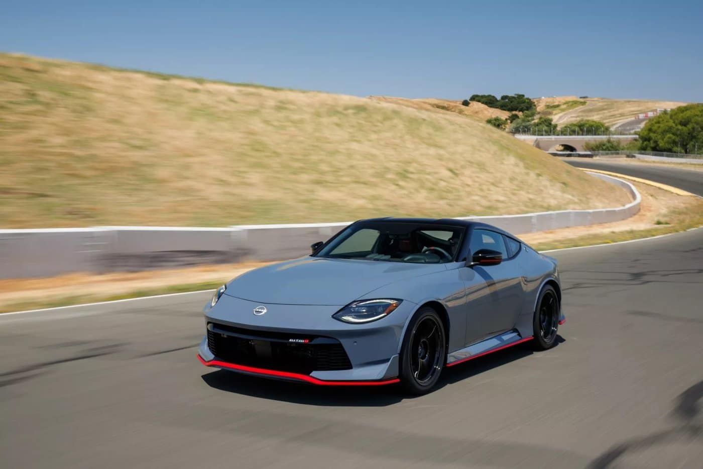 Nissan-Z-Nismo-2024-26