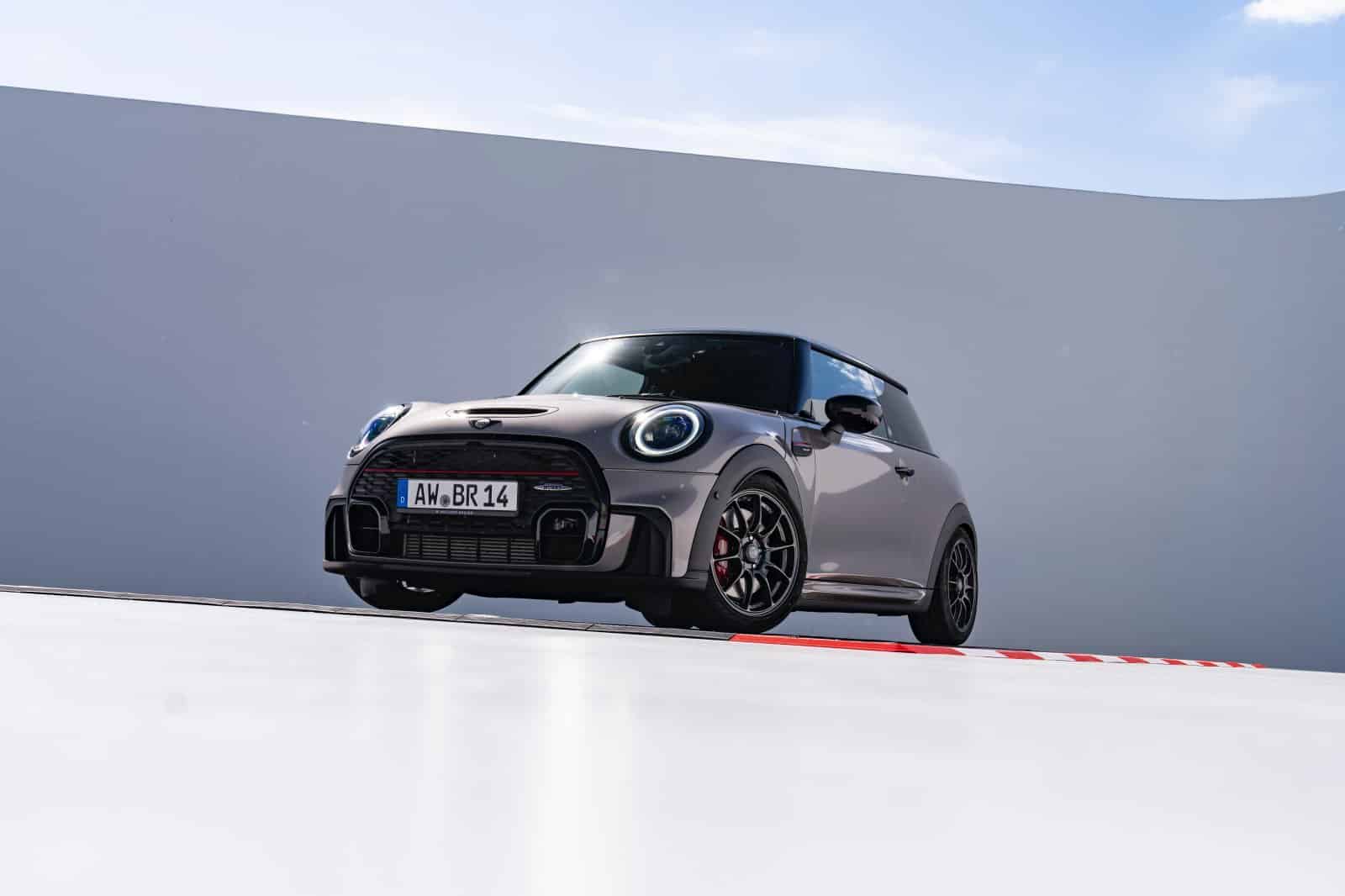 MINI-Bulldog-Racing-Edition-15