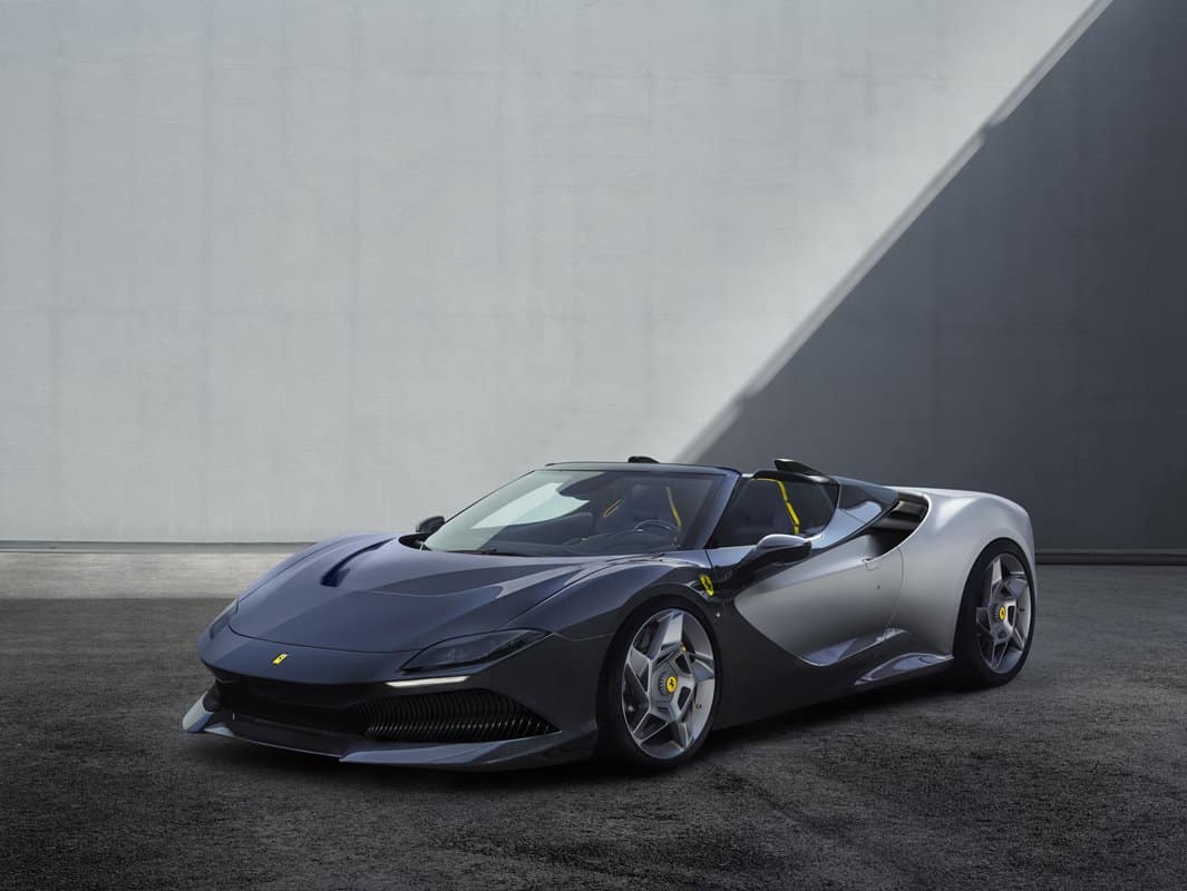 Ferrari-SP-8-F8-Spider-5