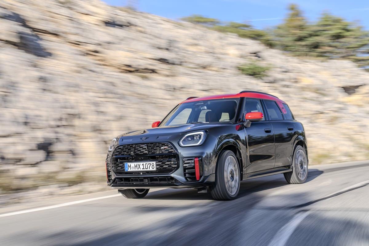 MINI-John-Cooper-Works-2