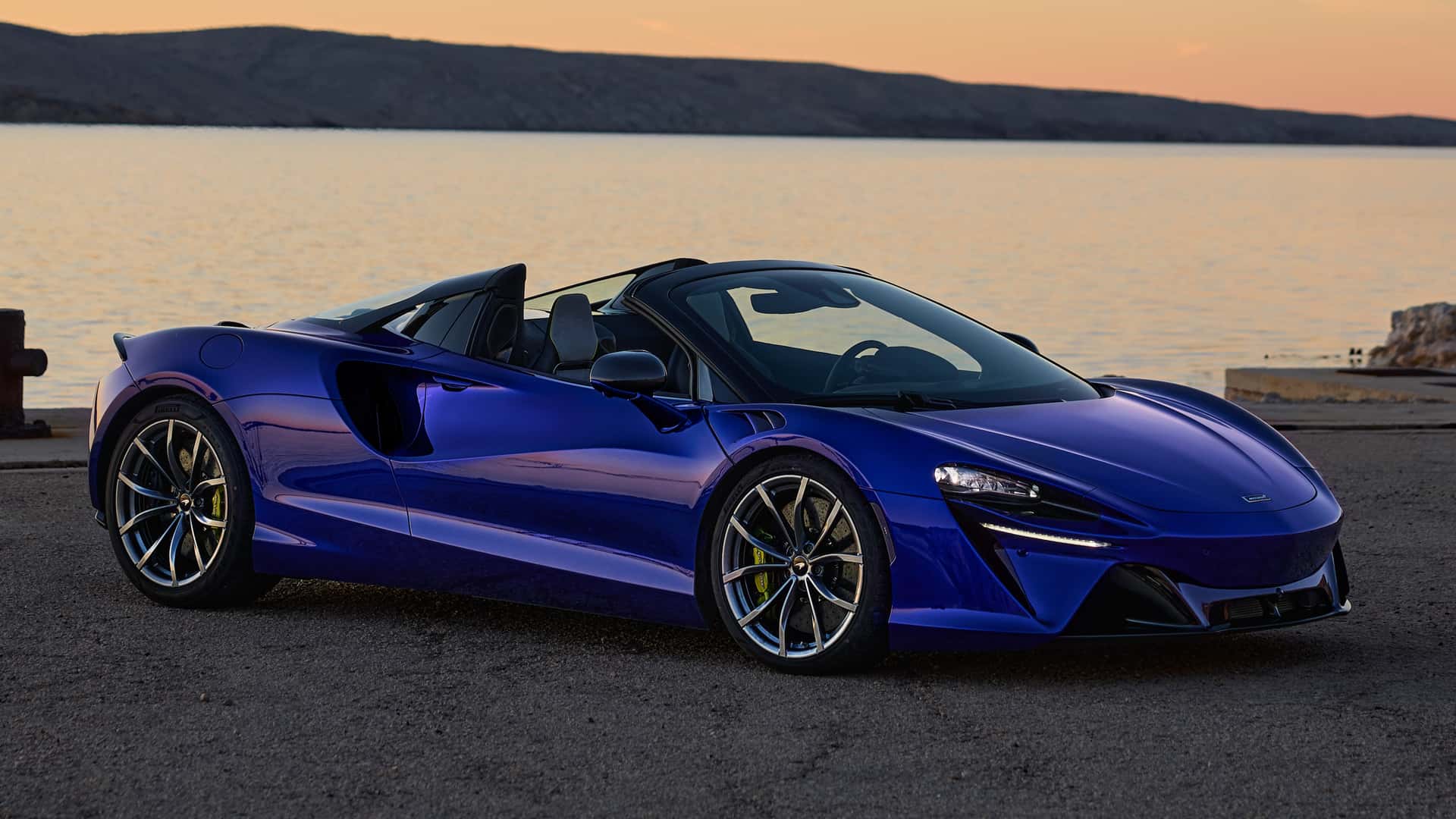 McLaren-Artura-Spider-2025-8