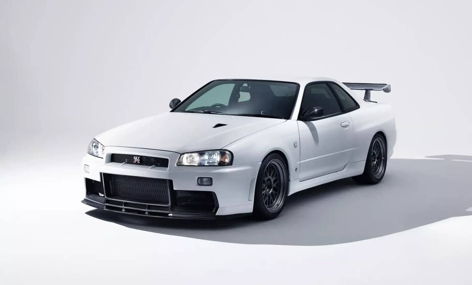 Nissan-Skyline-GT-R-R34-de-Built-By-Legends-0