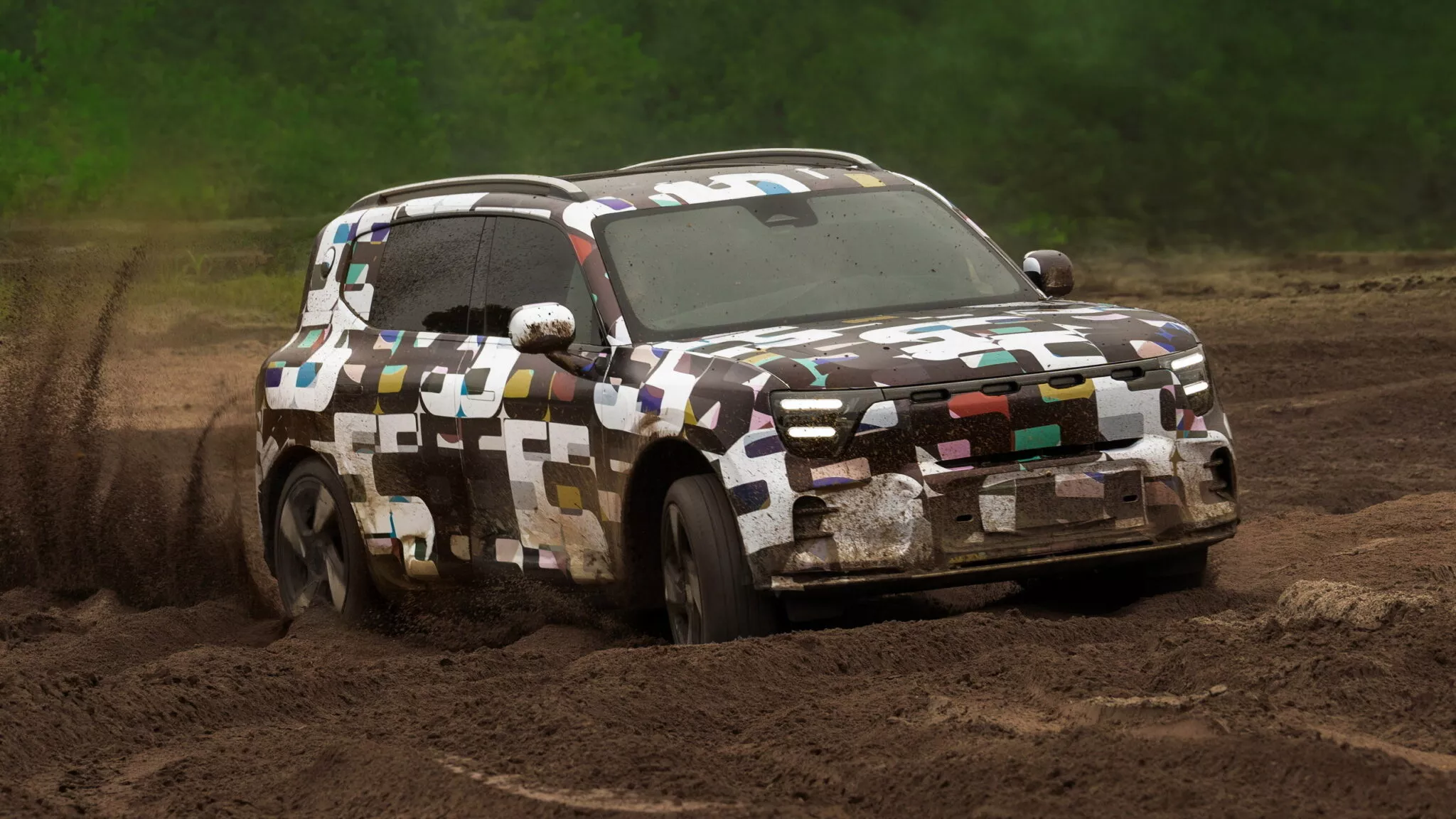 smart-5-Teaser-Off-Road-1-2048x1152