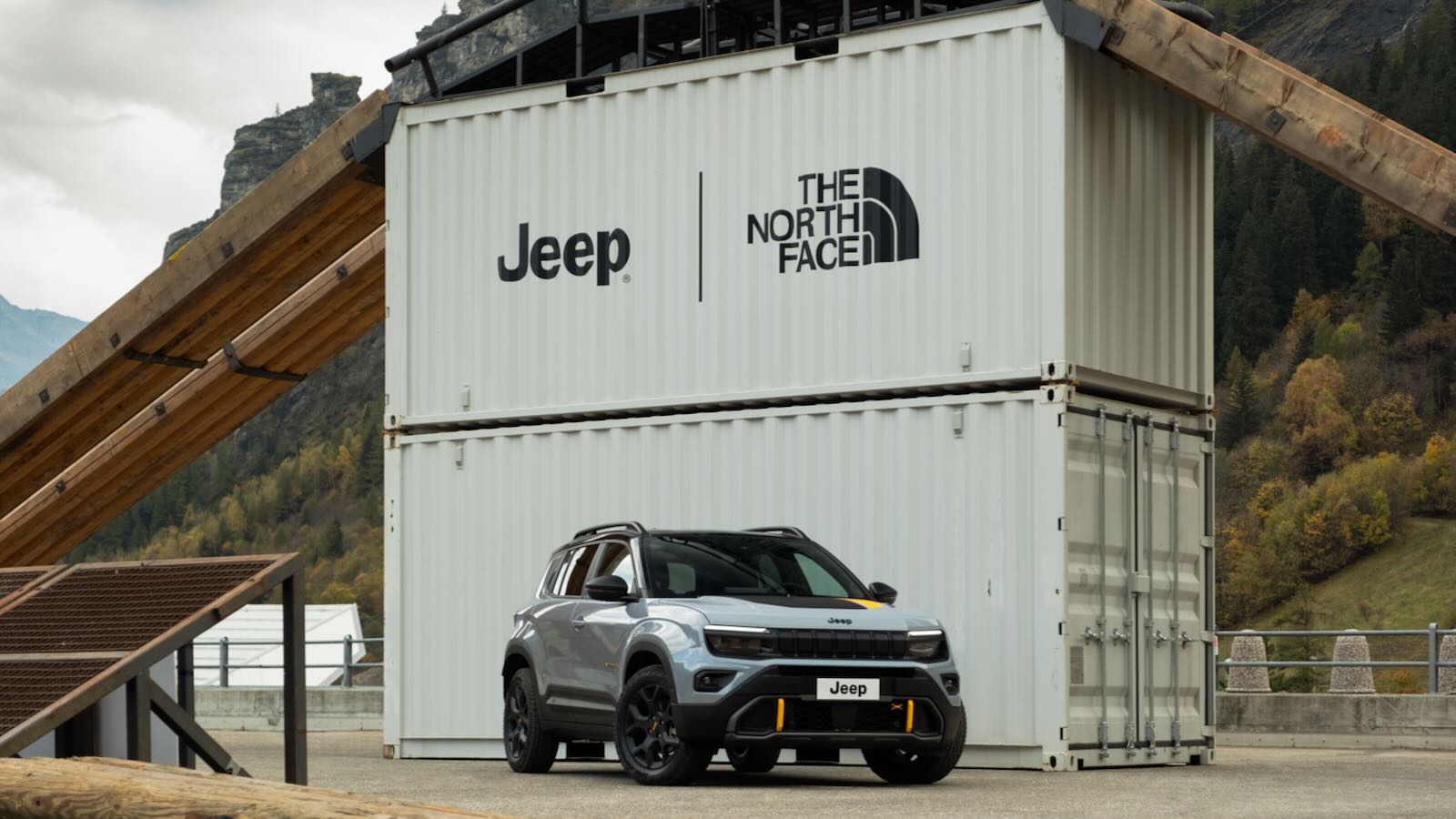 Jeep-Avenger-4xe-The-North-Face-2024-20