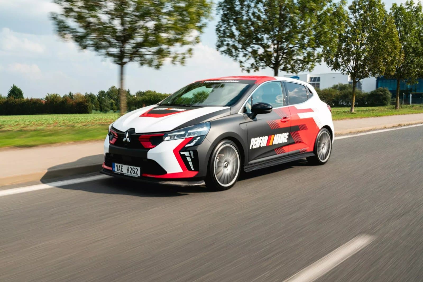 Mitsubishi-Colt-Performance-Special-5