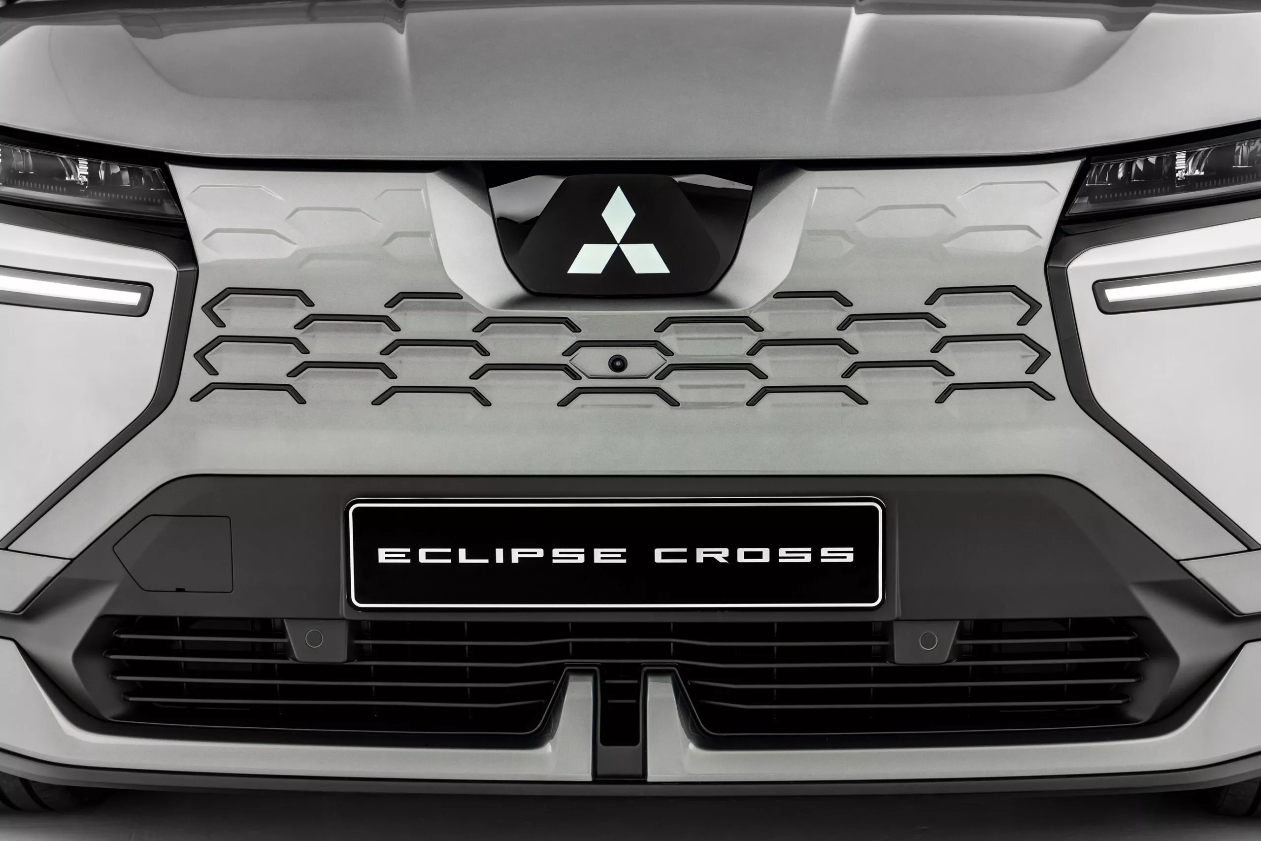 mitsubishi eclipse cross ev 0020 scaled