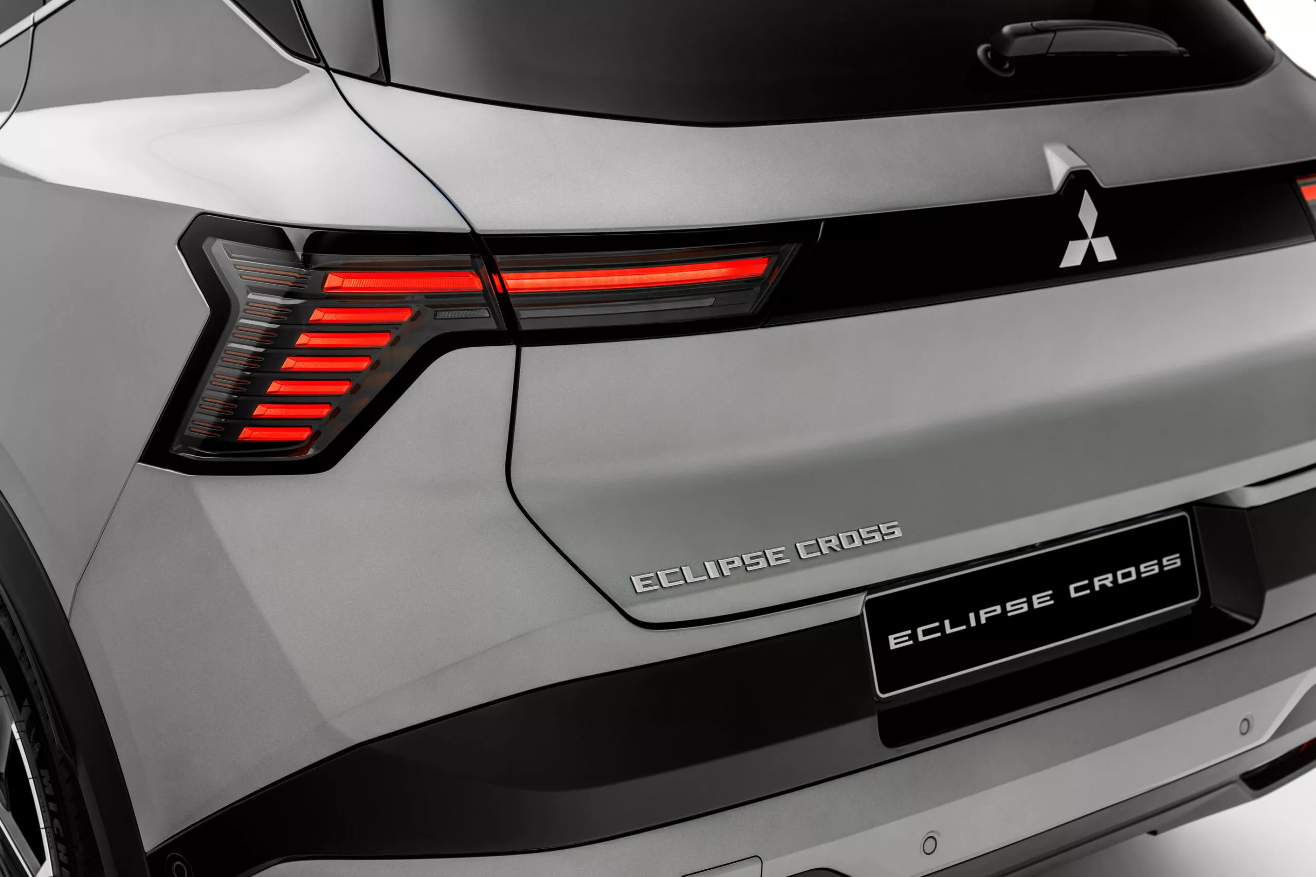 mitsubishi eclipse cross ev 0021 scaled