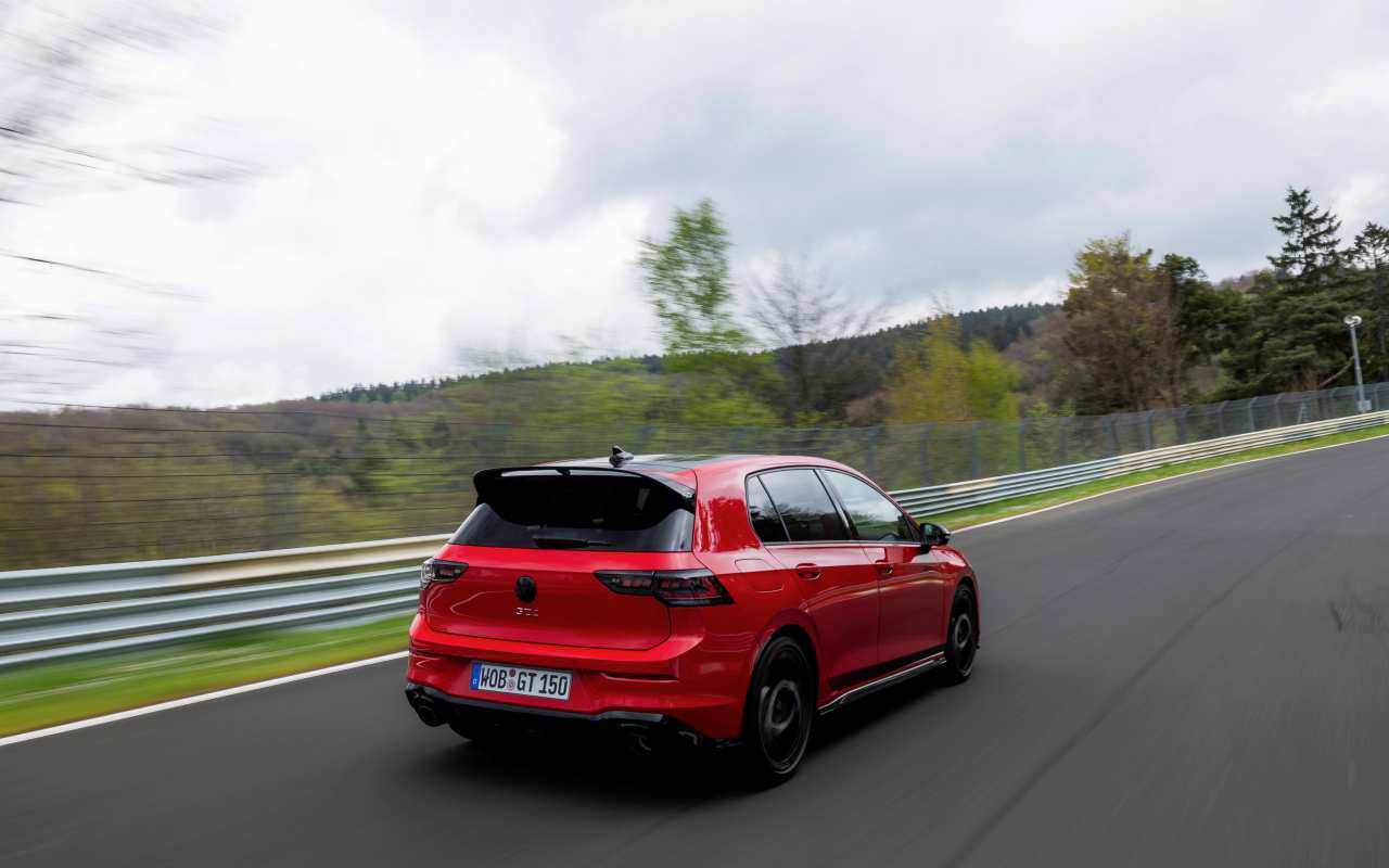 volkswagen golf gti 50 aniversario 4