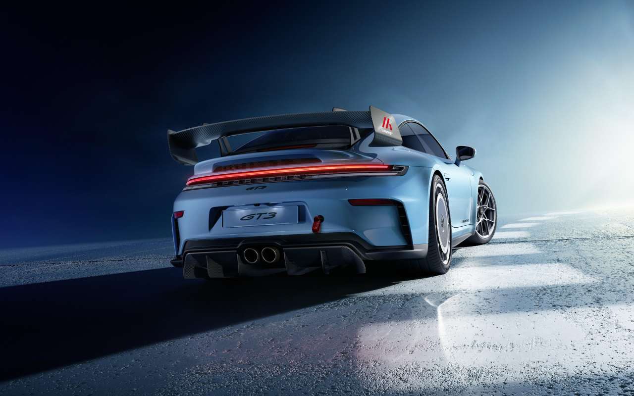 porsche 911 gt3 con kit manthey 2