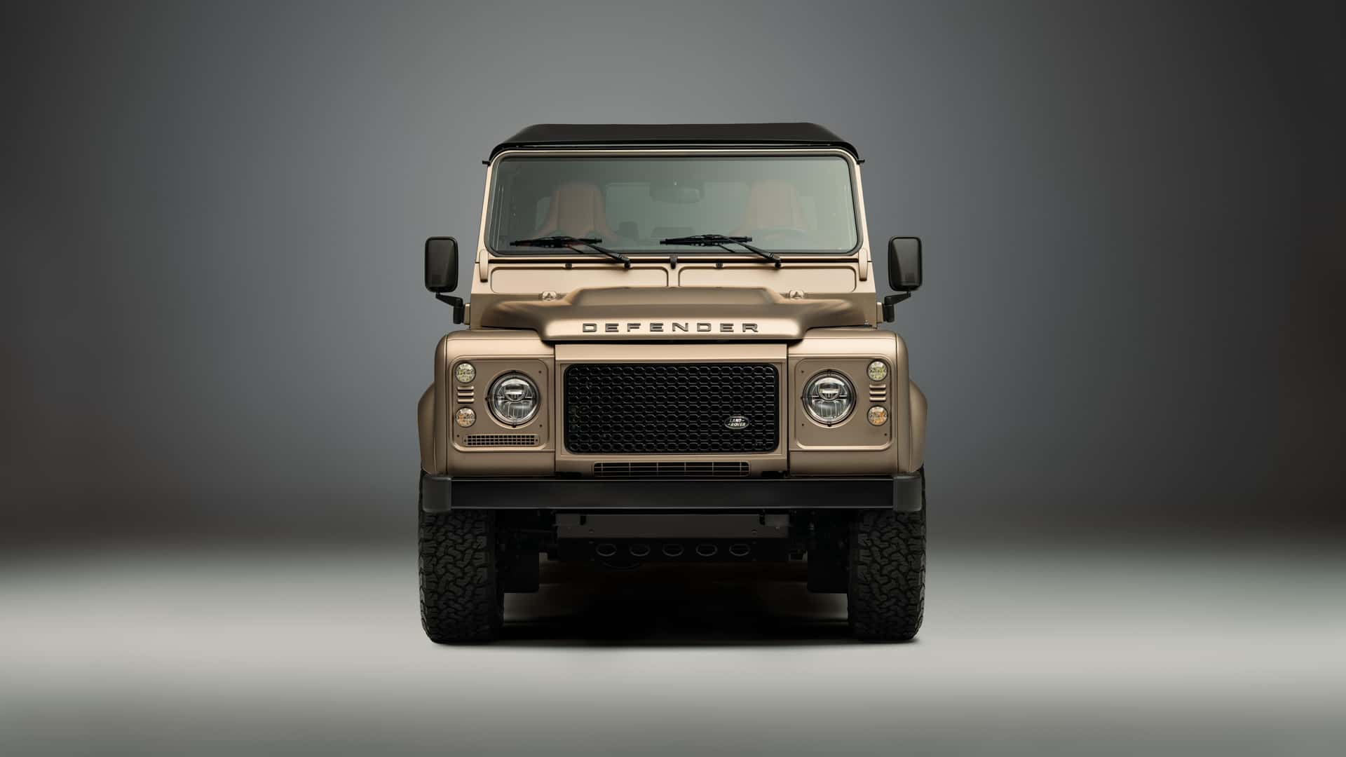 land rover classic defender with octa paint 4