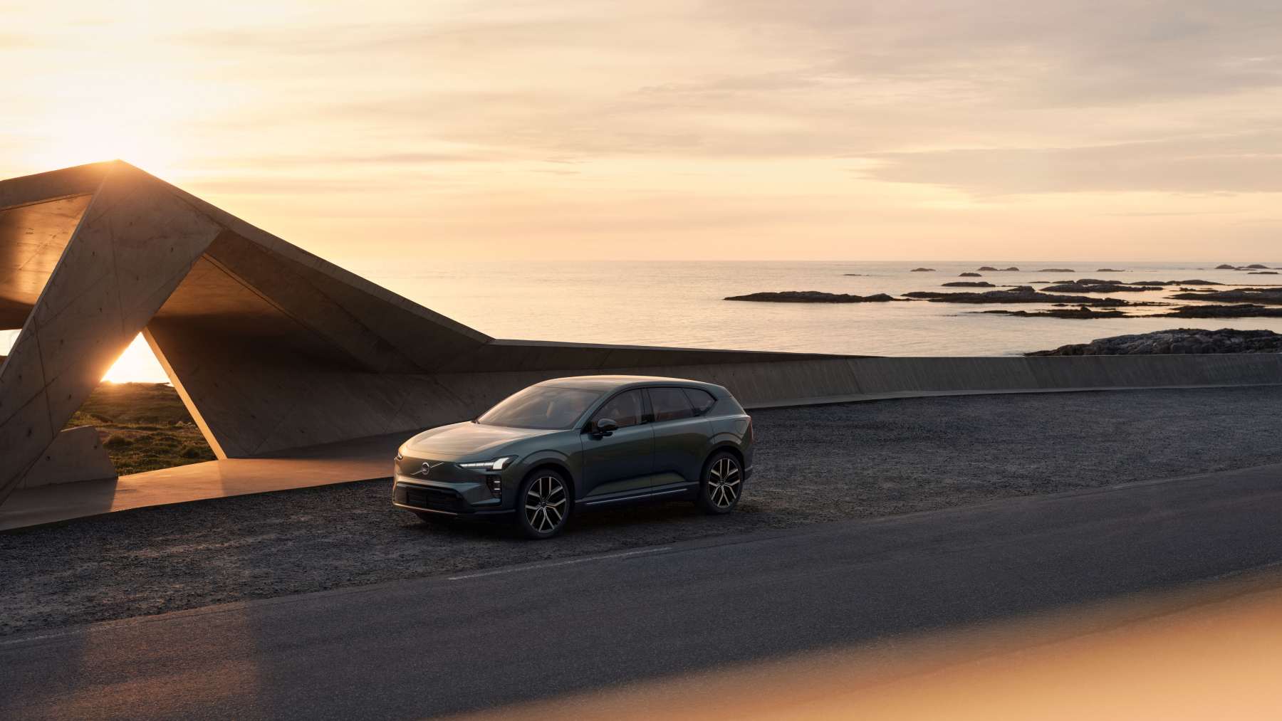 volvo ex60 9