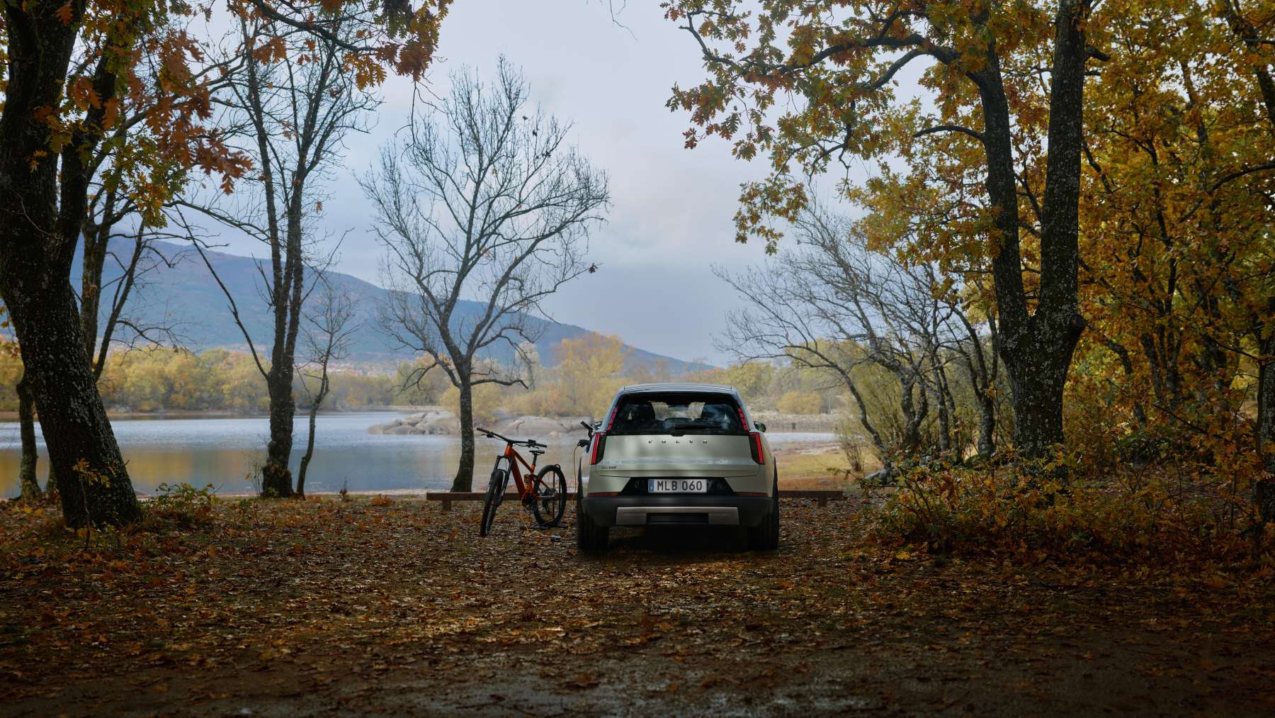 volvo ex60 14