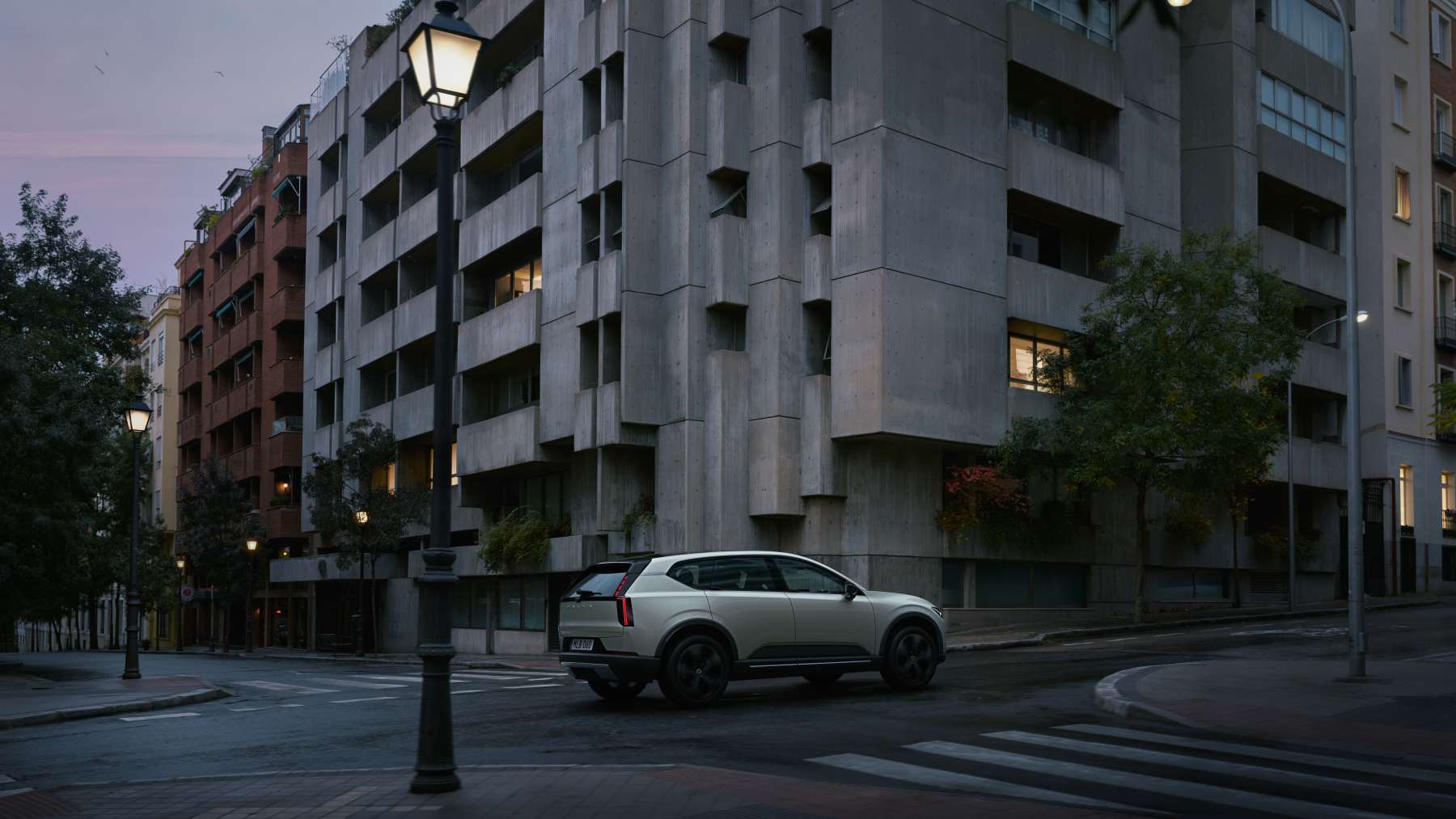 volvo ex60 15
