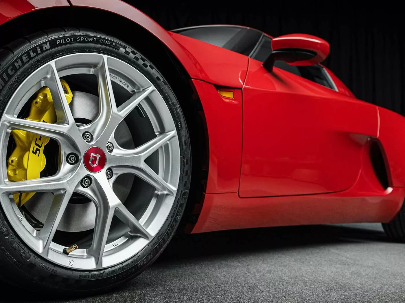 jmev01 sports car 6