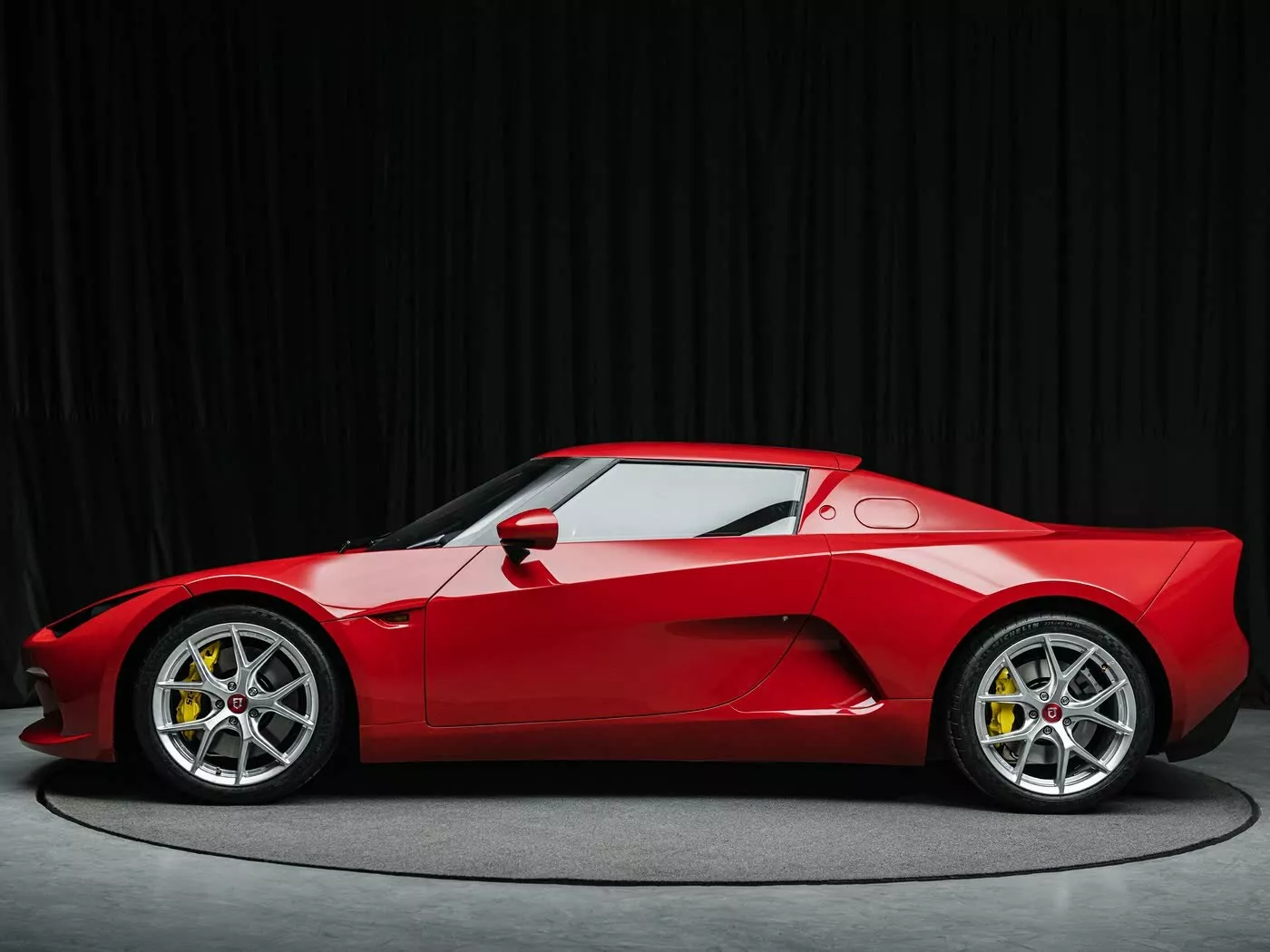 jmev01 sports car 13