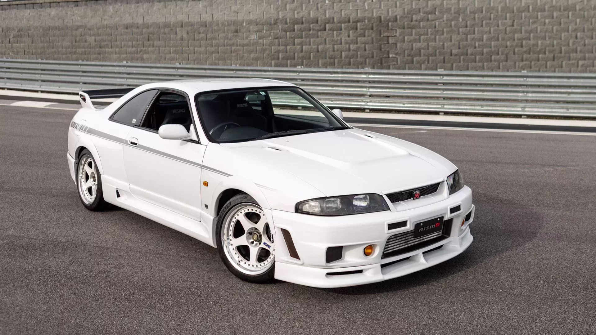 Solo hay 44 en el mundo: el Nissan Skyline R33 NISMO 400R busca dueño… y ahora puede ser tuyo