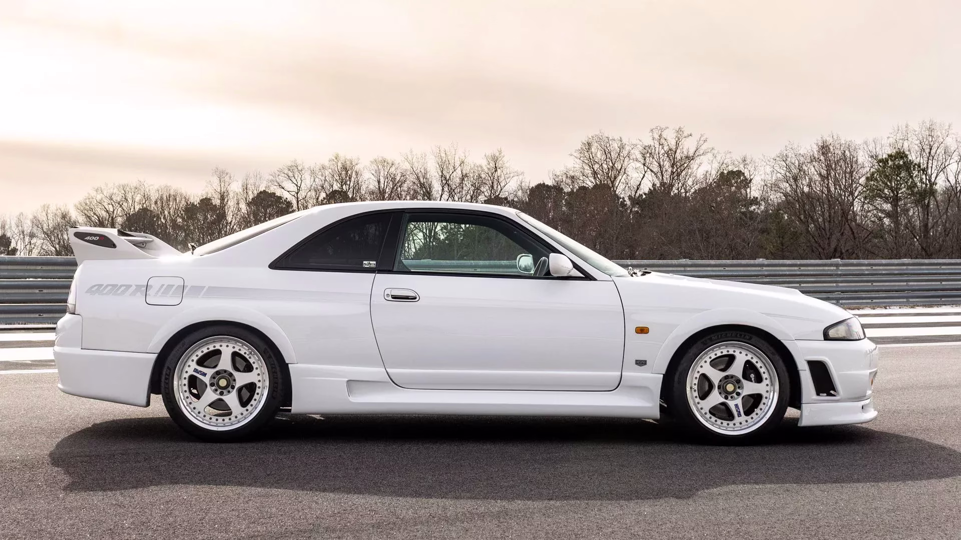 Solo hay 44 en el mundo: el Nissan Skyline R33 NISMO 400R busca dueño… y ahora puede ser tuyo