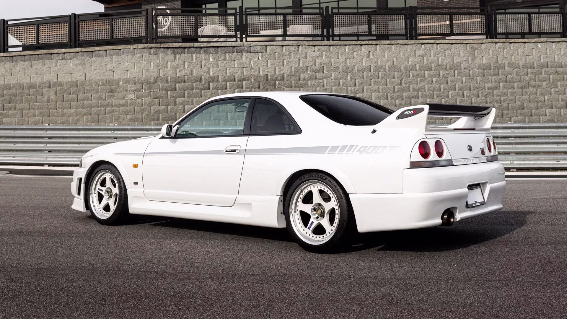 Solo hay 44 en el mundo: el Nissan Skyline R33 NISMO 400R busca dueño… y ahora puede ser tuyo