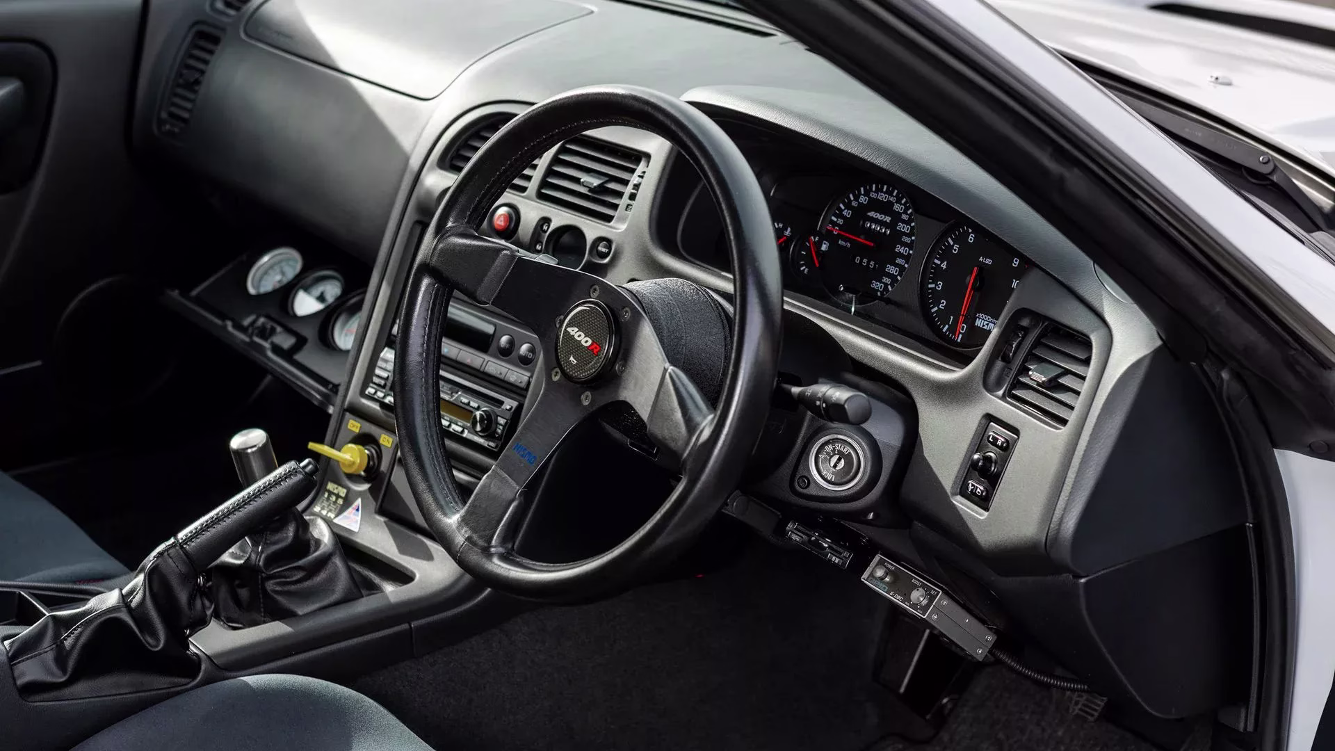 Solo hay 44 en el mundo: el Nissan Skyline R33 NISMO 400R busca dueño… y ahora puede ser tuyo