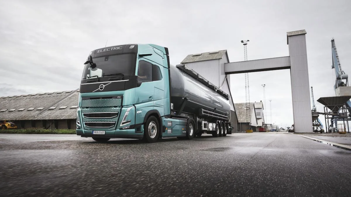 Volvo deja obsoleto el diésel en sus camiones con el FH Aero Electric y su espectacular autonomía
