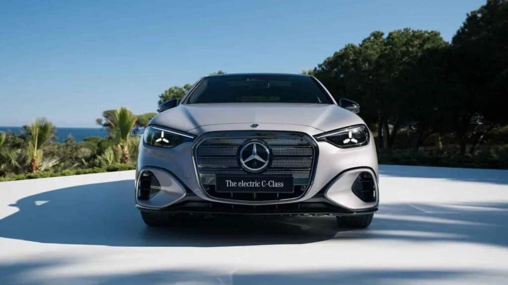 El BMW i3 tiene un gran problema, se llama Mercedes Clase C, recupera 325 km en 10 minutos y tiene 762 km de autonomía