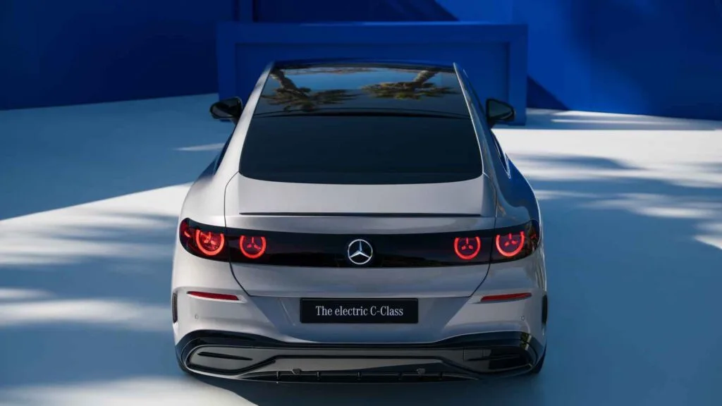 El BMW i3 tiene un gran problema, se llama Mercedes Clase C, recupera 325 km en 10 minutos y tiene 762 km de autonomía