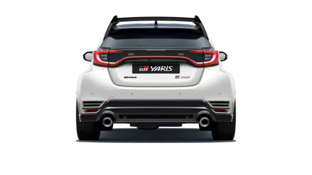 Piden más de 50.000 euros por este Toyota Yaris, pero cuando veas su freno de mano vertical y sus 280 CV lo entenderás todo