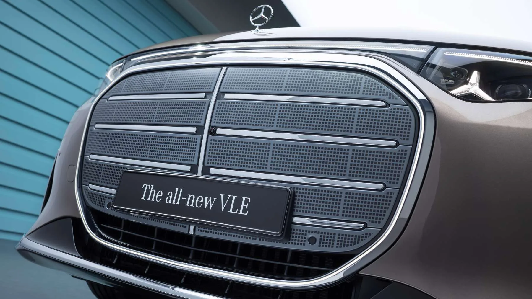 713 km, hasta 8 plazas y hecho en España: el nuevo Mercedes VLE es el eléctrico familiar que quiere cambiarlo todo