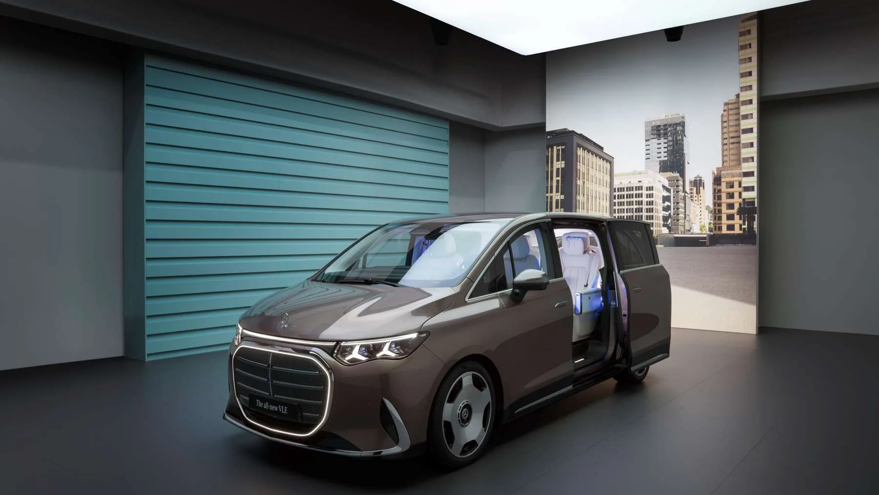 713 km, hasta 8 plazas y hecho en España: el nuevo Mercedes VLE es el eléctrico familiar que quiere cambiarlo todo