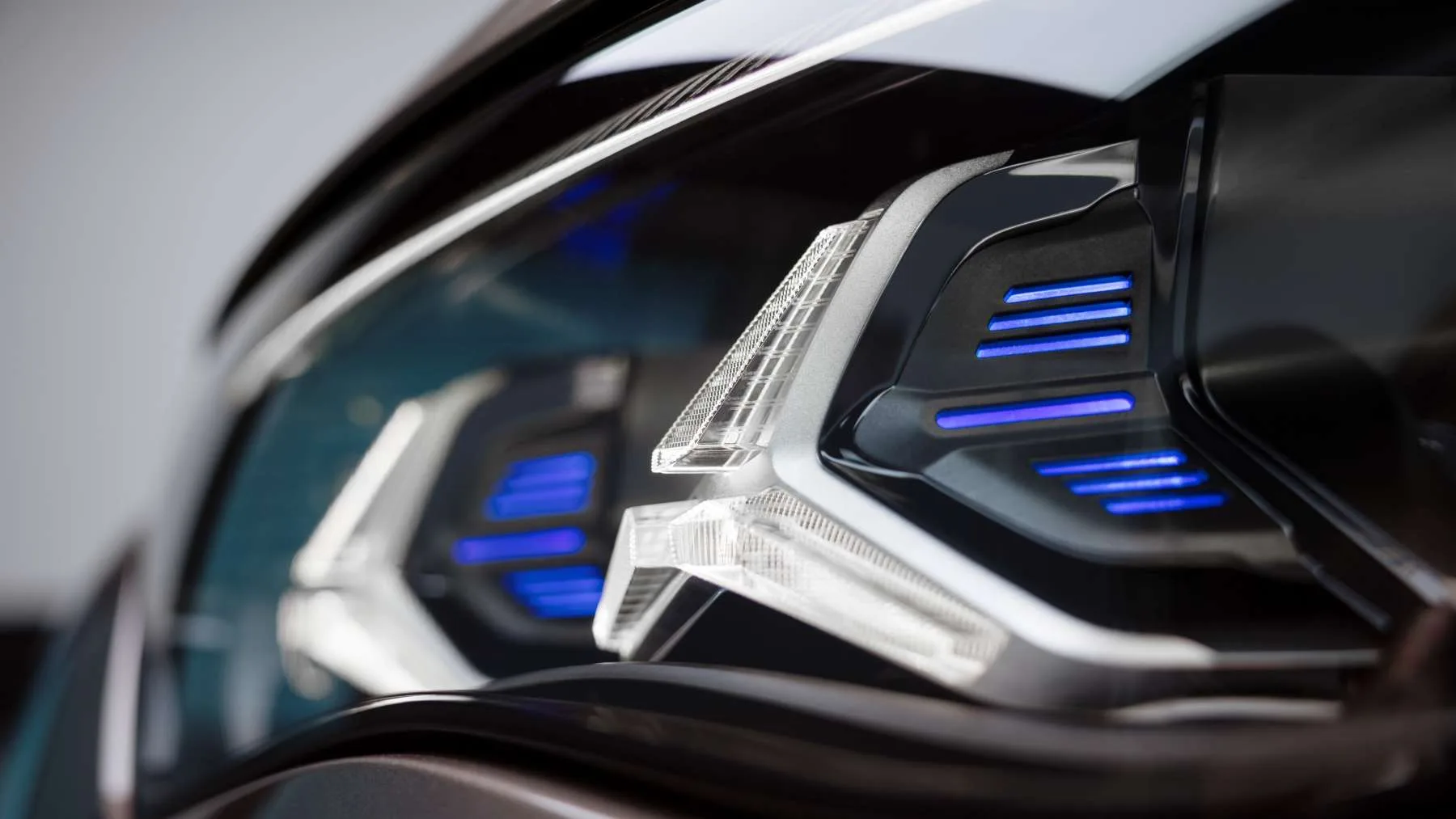 713 km, hasta 8 plazas y hecho en España: el nuevo Mercedes VLE es el eléctrico familiar que quiere cambiarlo todo