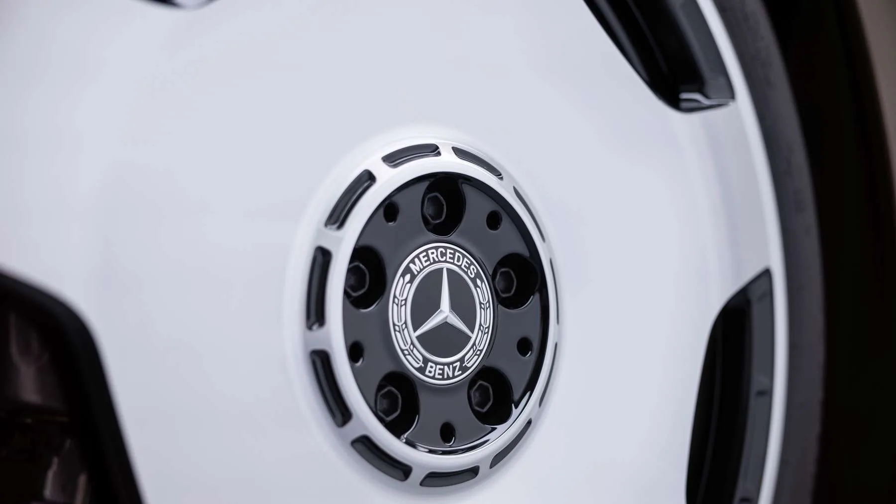 713 km, hasta 8 plazas y hecho en España: el nuevo Mercedes VLE es el eléctrico familiar que quiere cambiarlo todo