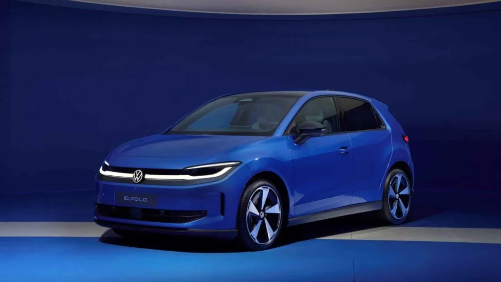 Adiós al Volkswagen Polo que conocías: ahora es 100% eléctrico, tiene 455 km de autonomía y cuesta 25.990 euros (con ayudas)