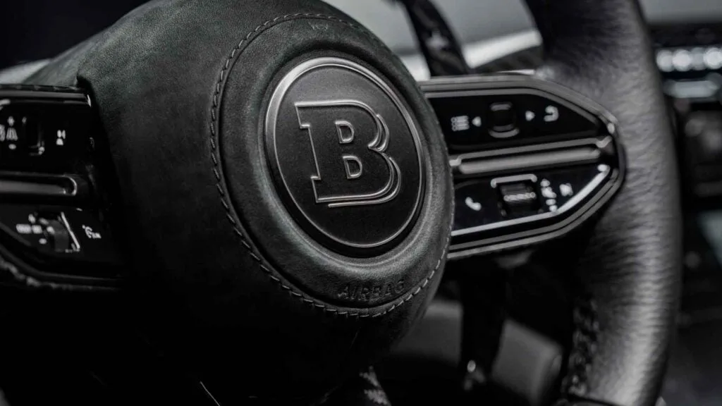 El nuevo brabus bodo tiene cuatro plazas 1 000 cv y una receta que ya parecia prohibida en europa 13