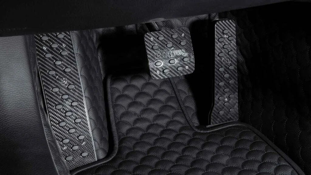 El nuevo brabus bodo tiene cuatro plazas 1 000 cv y una receta que ya parecia prohibida en europa 38