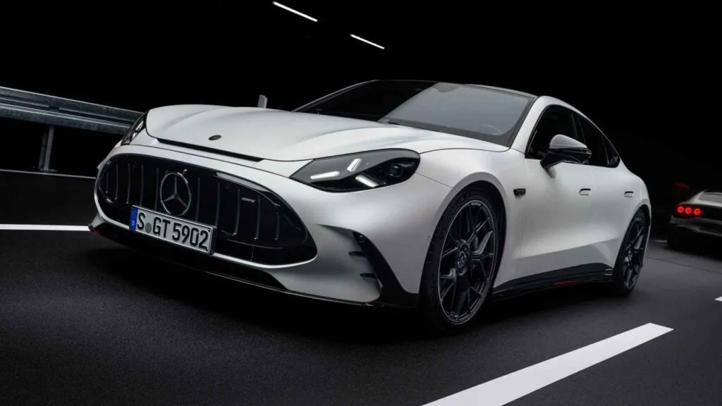 Mercedes amg va a por el porsche taycan con un gt electrico de casi 1 200 cv y sonido de v8 26
