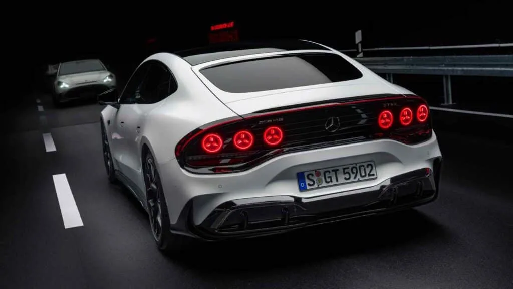 Mercedes amg va a por el porsche taycan con un gt electrico de casi 1 200 cv y sonido de v8 31