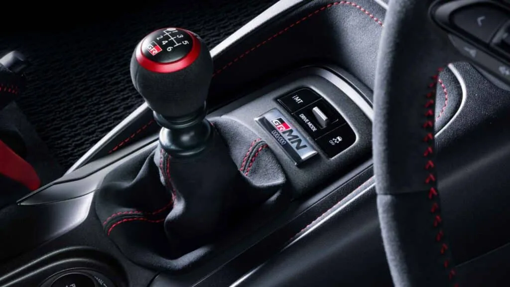 El corolla mas extremo de toyota nace en nurburgring y europa tendra que conformarse con mirarlo 10