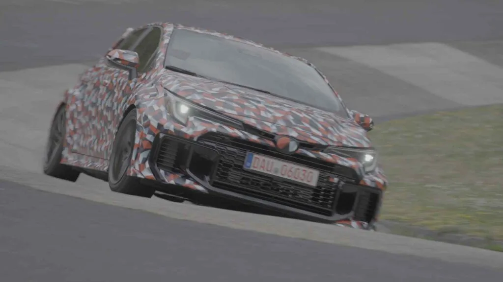 El corolla mas extremo de toyota nace en nurburgring y europa tendra que conformarse con mirarlo 14