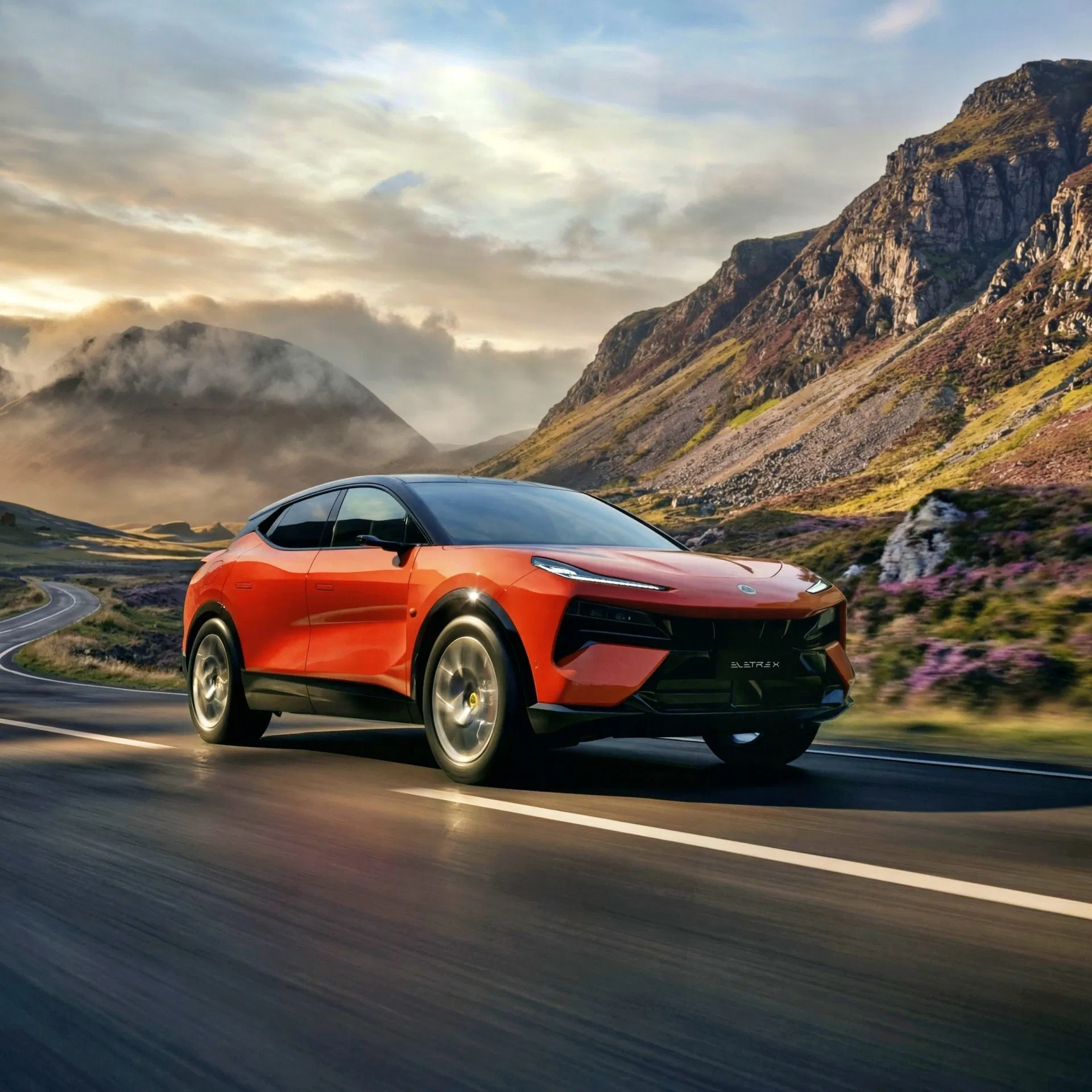 Lotus quiere pelear con porsche a lo grande el eletre x llega con motor hibrido y 1 200 km de autonomia