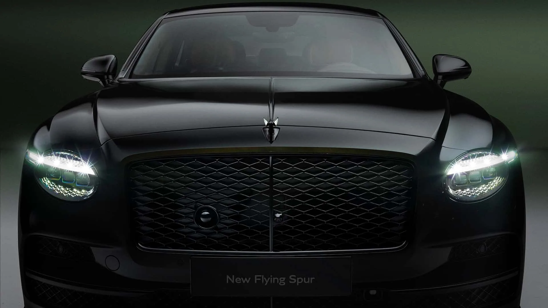 Bentley acaba de tocar uno de sus simbolos mas sagrados el flying spur dice adios a los dobles faros 5