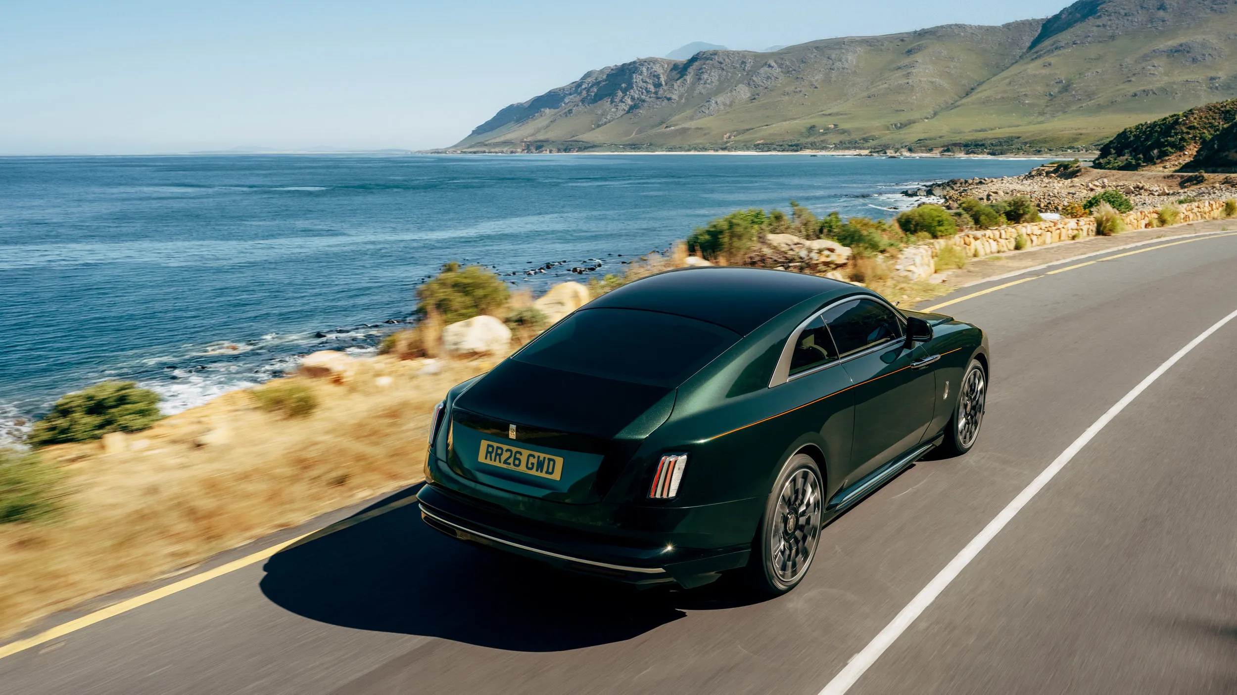 Rolls royce afina el spectre tras el frenazo de ventas mas autonomia mas potencia y lujo sin anestesia 17