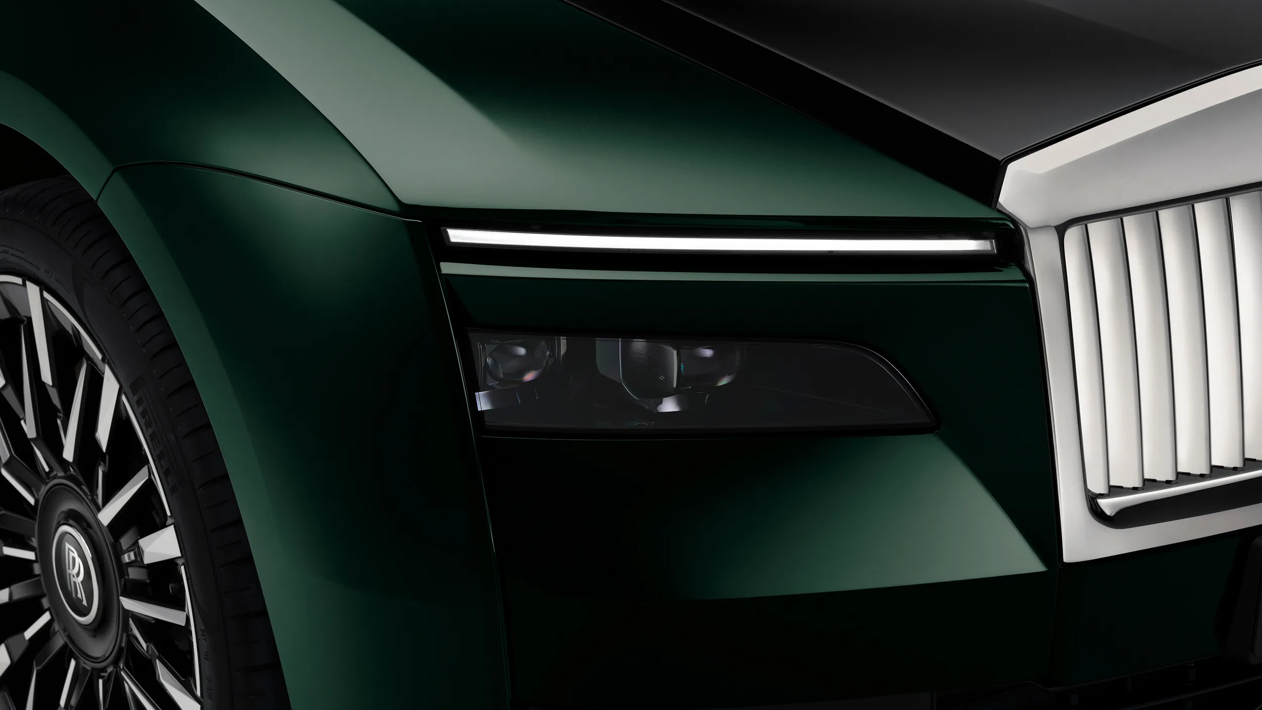 Rolls royce afina el spectre tras el frenazo de ventas mas autonomia mas potencia y lujo sin anestesia 33