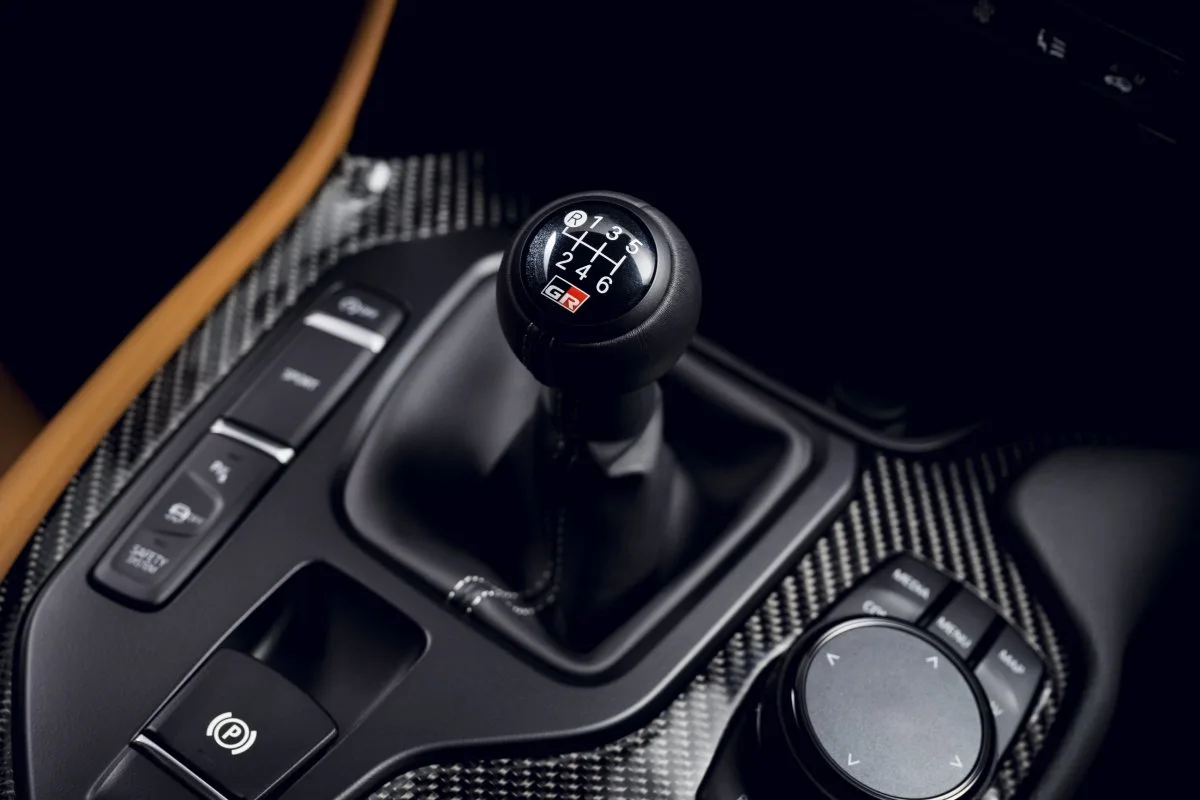 2023 toyota gr supra six speed manual gear knob
