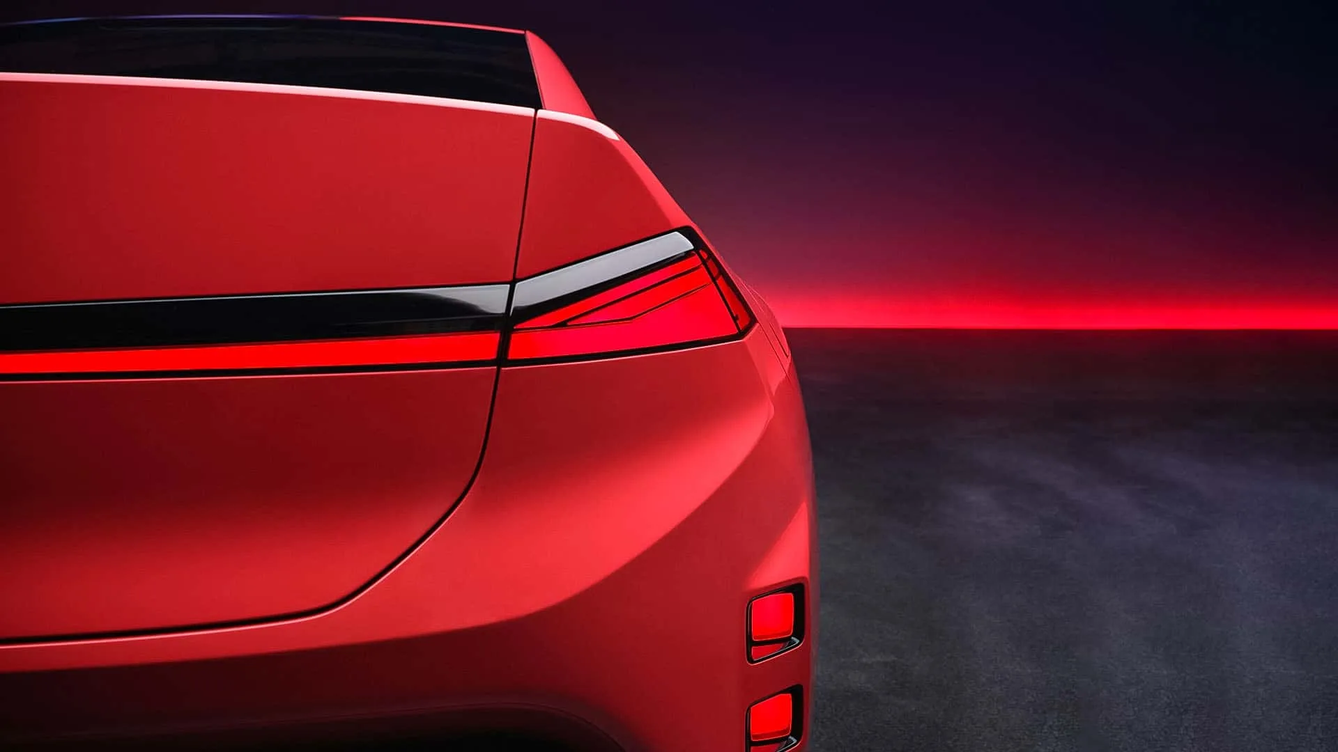 Bmw ya tiene casi listo el m3 electrico y lo ha puesto junto al e30 para pedir permiso a los puristas 84