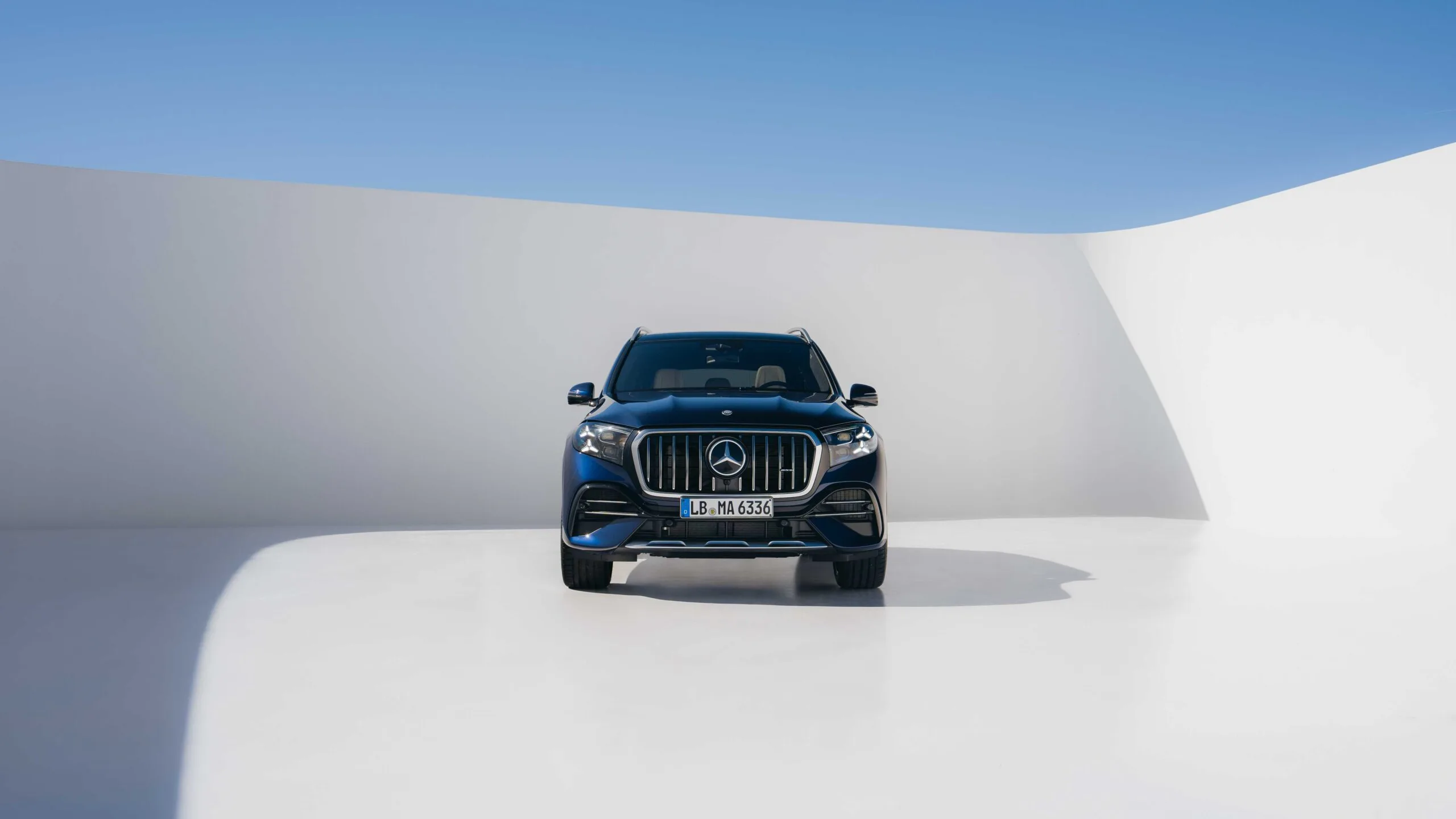 El v8 de amg no estaba muerto mercedes presenta un motor que gira mas alto suena mejor y viene para quedarse 45