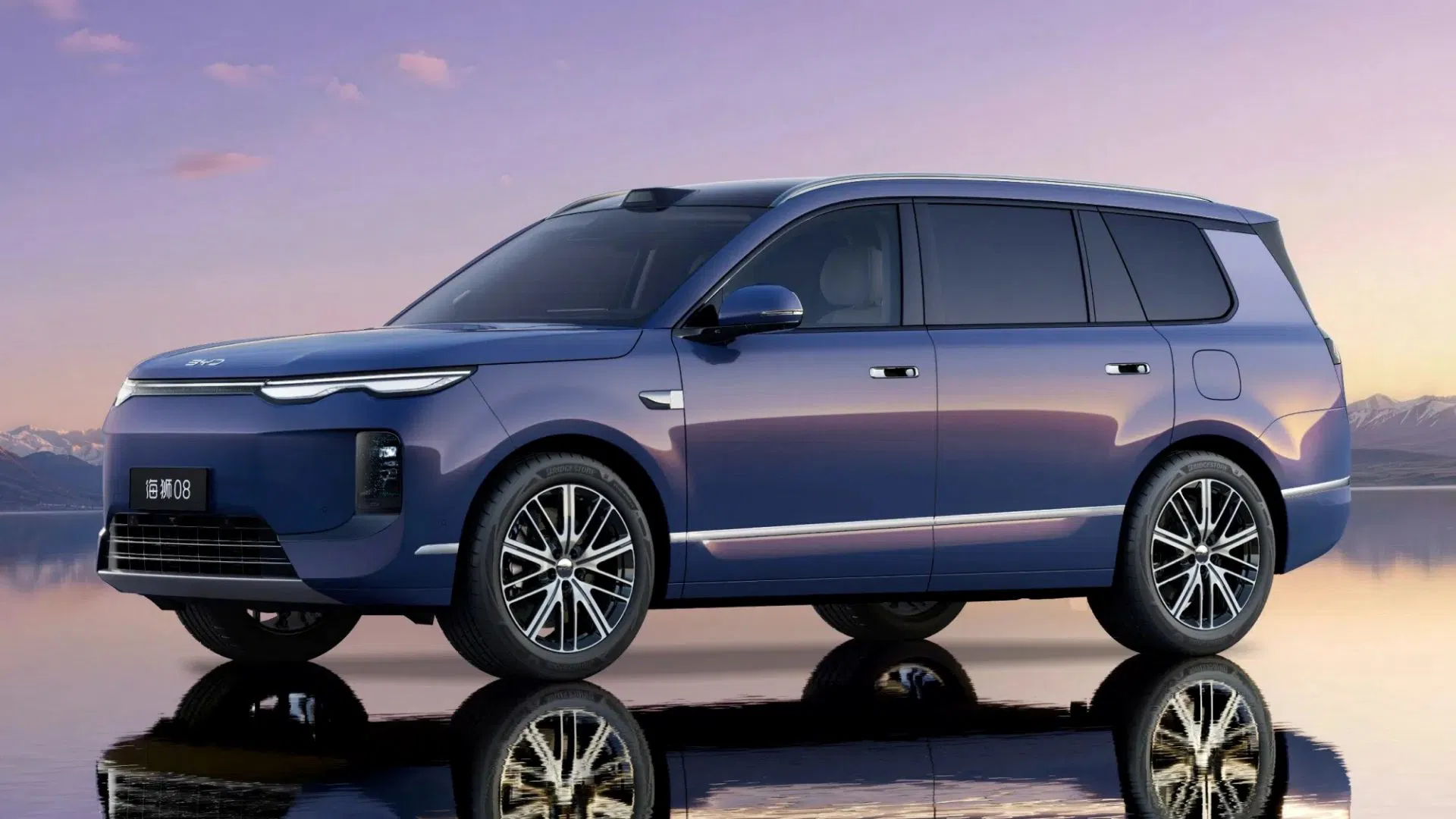 El suv mas grande de byd promete 900 km de autonomia pero el precio oculto es una bateria de peso absurdo 1