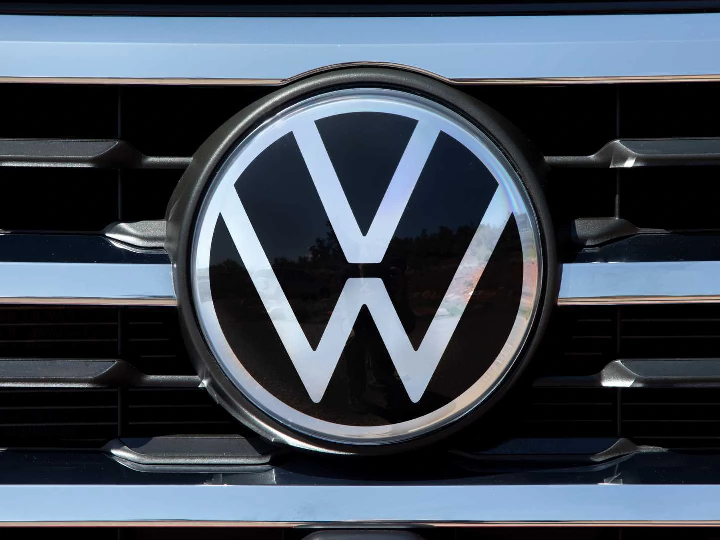El gigante aleman se tambalea volkswagen estudia cerrar fabricas historicas y recortar 100 000 empleos