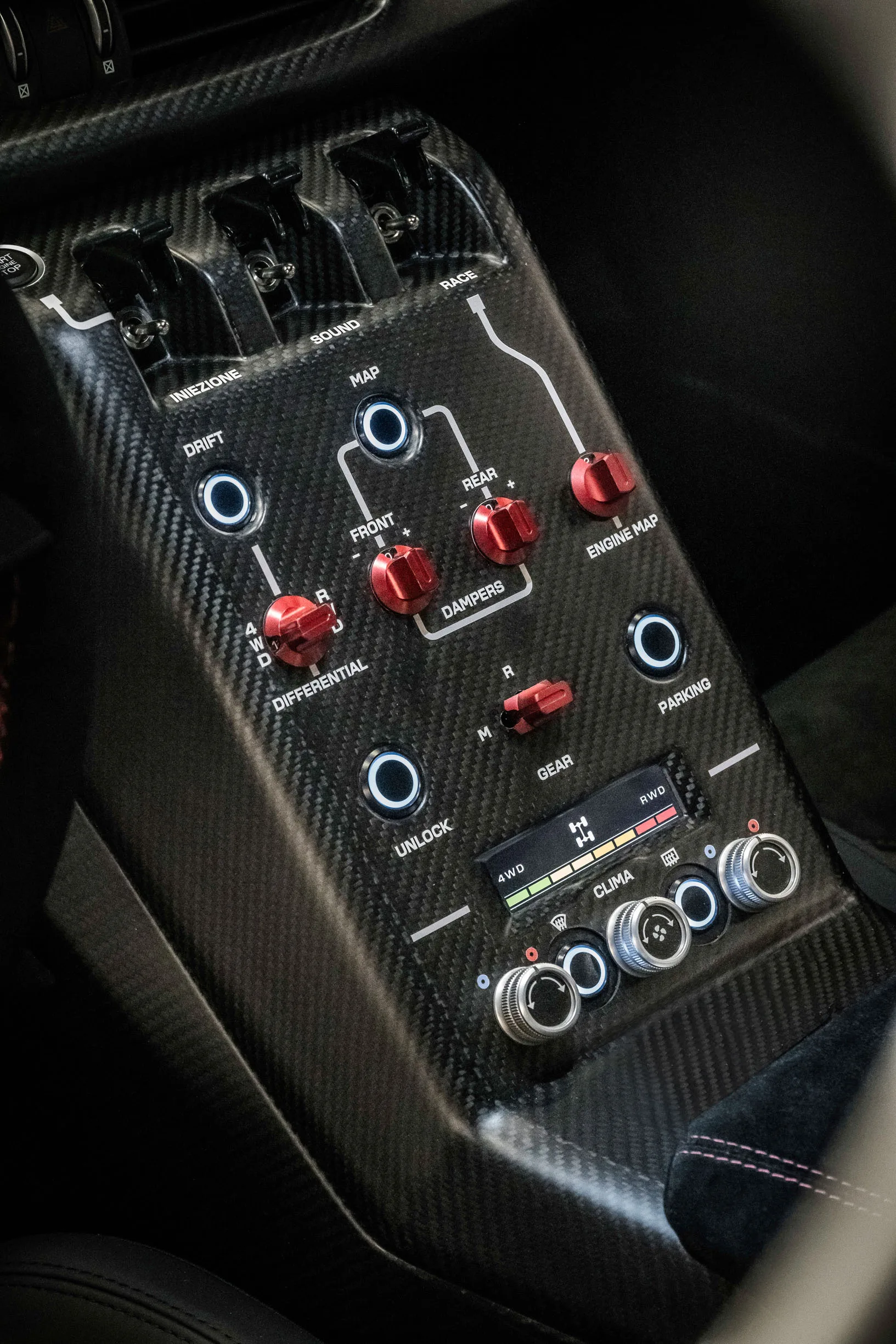El 155 v6 ti que sonaban los alfistas ya existe 620 cv estetica de carreras y produccion limitada 20