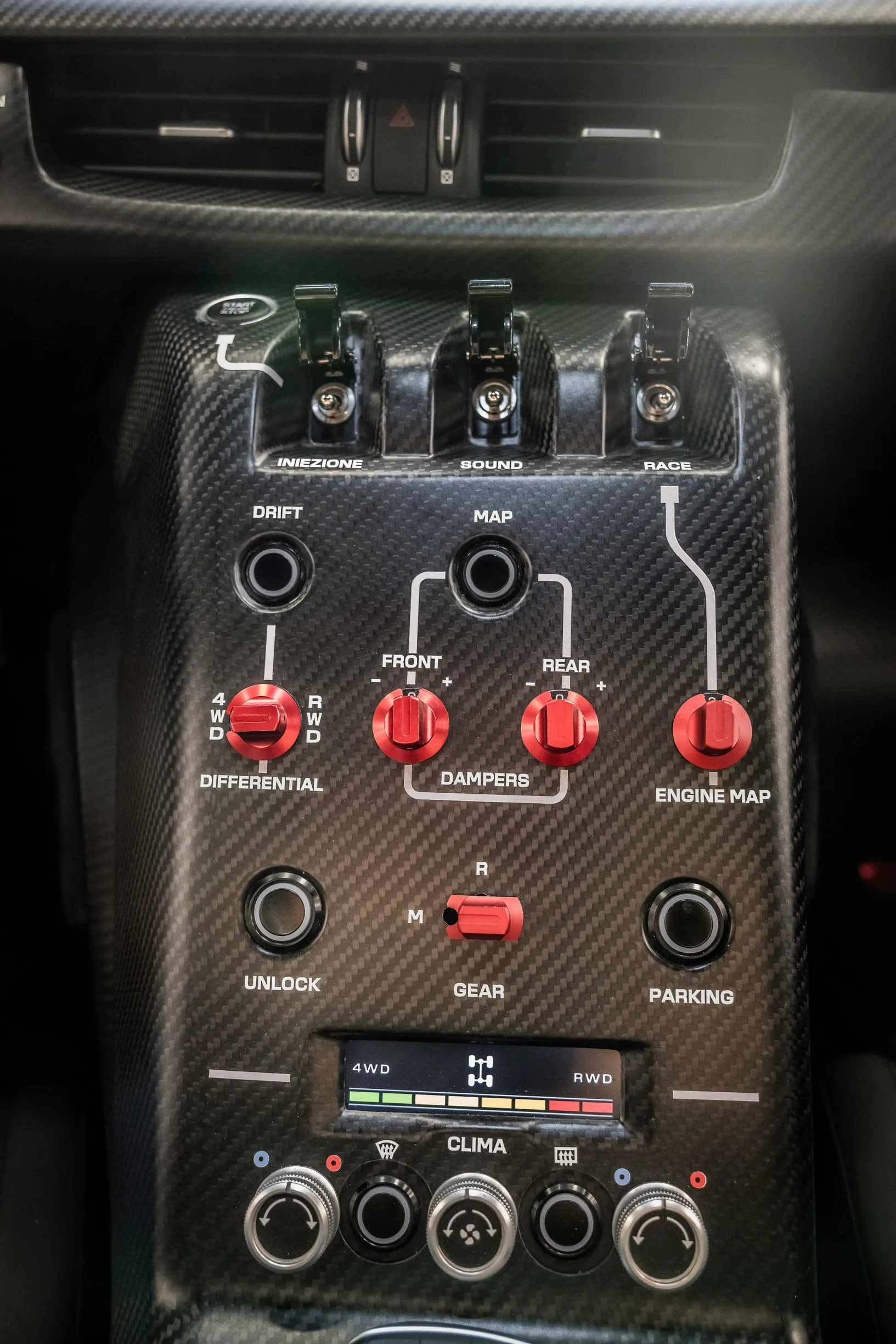El 155 v6 ti que sonaban los alfistas ya existe 620 cv estetica de carreras y produccion limitada 21